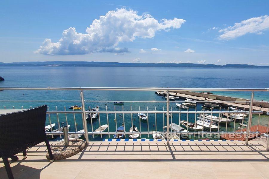 Omis - Proprietà in una posizione attraente con vista sul mare