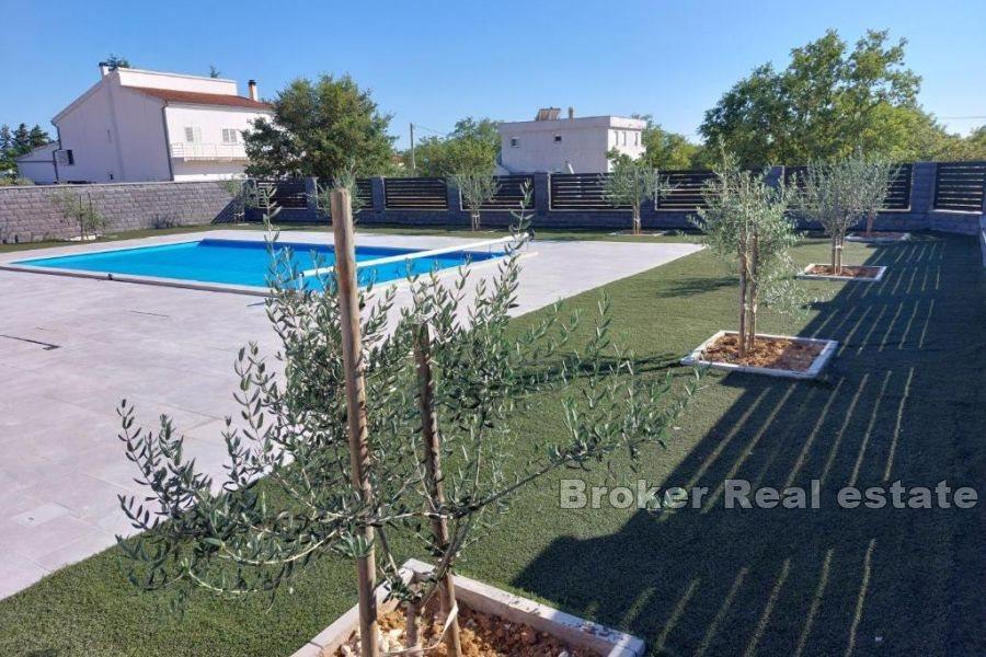 W pobliżu Zadaru - Nowo wybudowana willa z dużym ogrodem