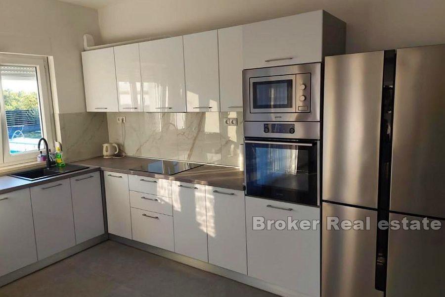 W pobliżu Zadaru - Nowo wybudowana willa z dużym ogrodem