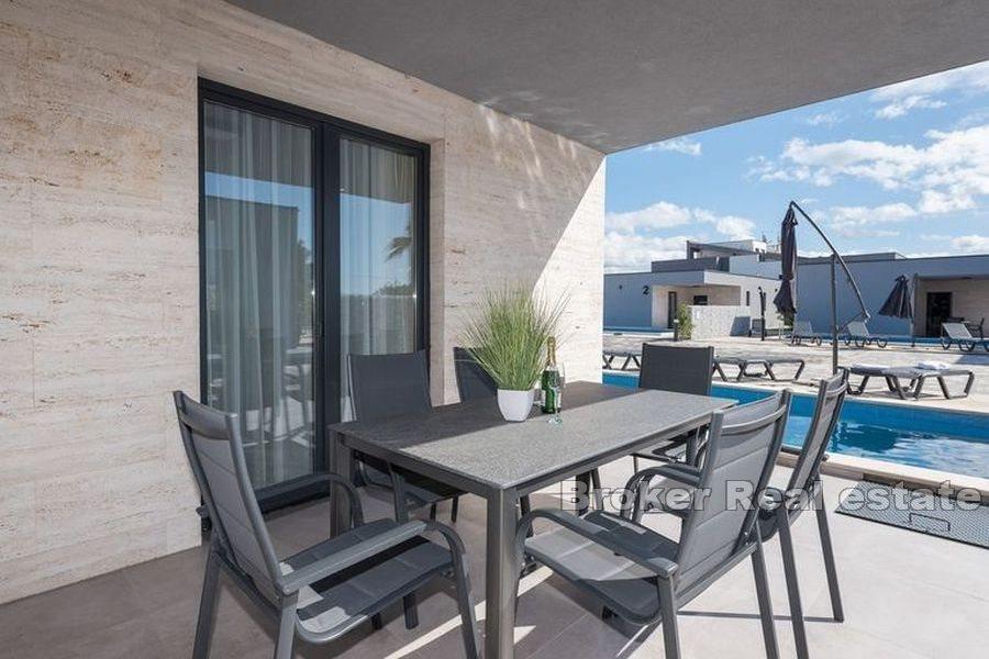 Øya Vir - Ni villaer med basseng ikke langt fra sjøen