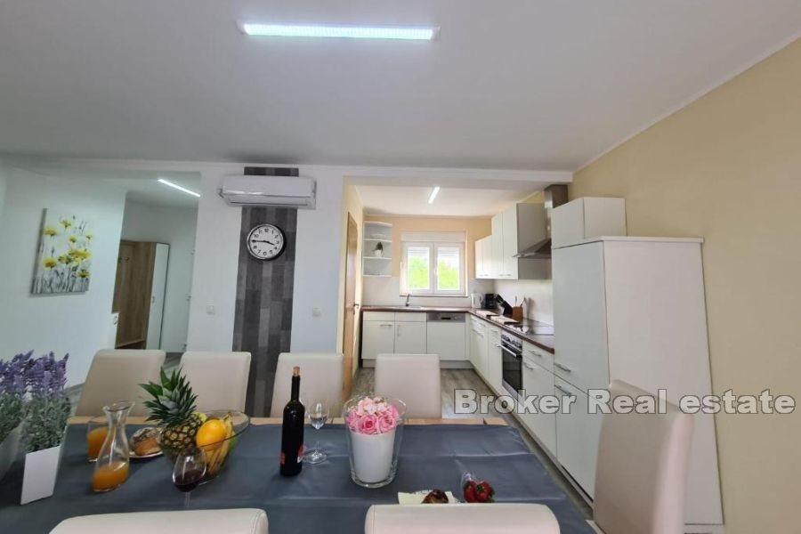 Zadar - Casa con piscina e vista mare