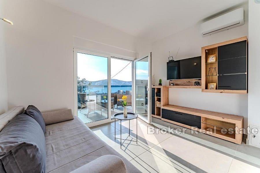 Kroatien, Pag - Immobilie mit Pool und Meerblick