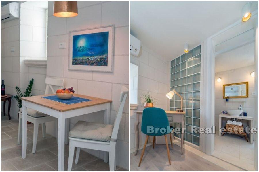 Spalato, Centro - Casa in pietra vicino al palazzo di Diocleziano e al mare