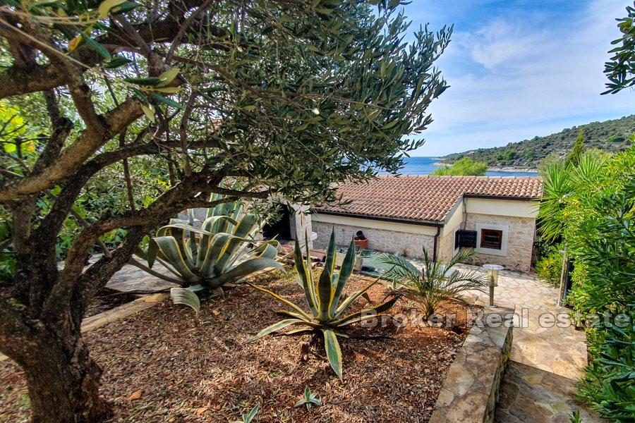 Rogoznica - Stone house in a quiet location with a view of the sea