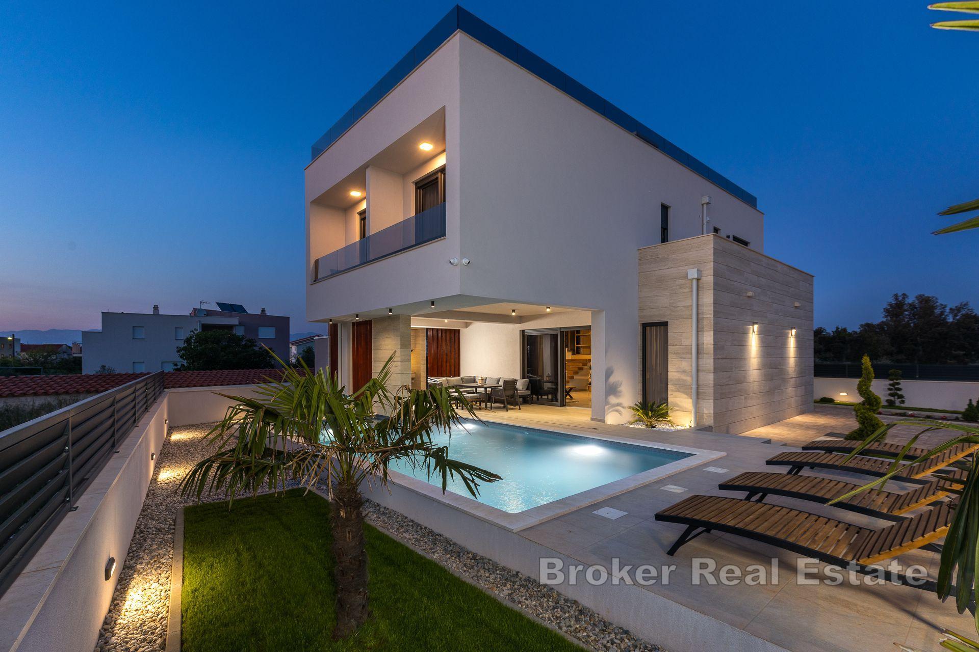 Croatie, Zadar - Maison familiale moderne près de la mer