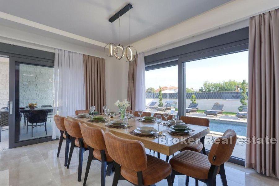 Croatie, Zadar - Elégante villa avec piscine dans un environnement paisible