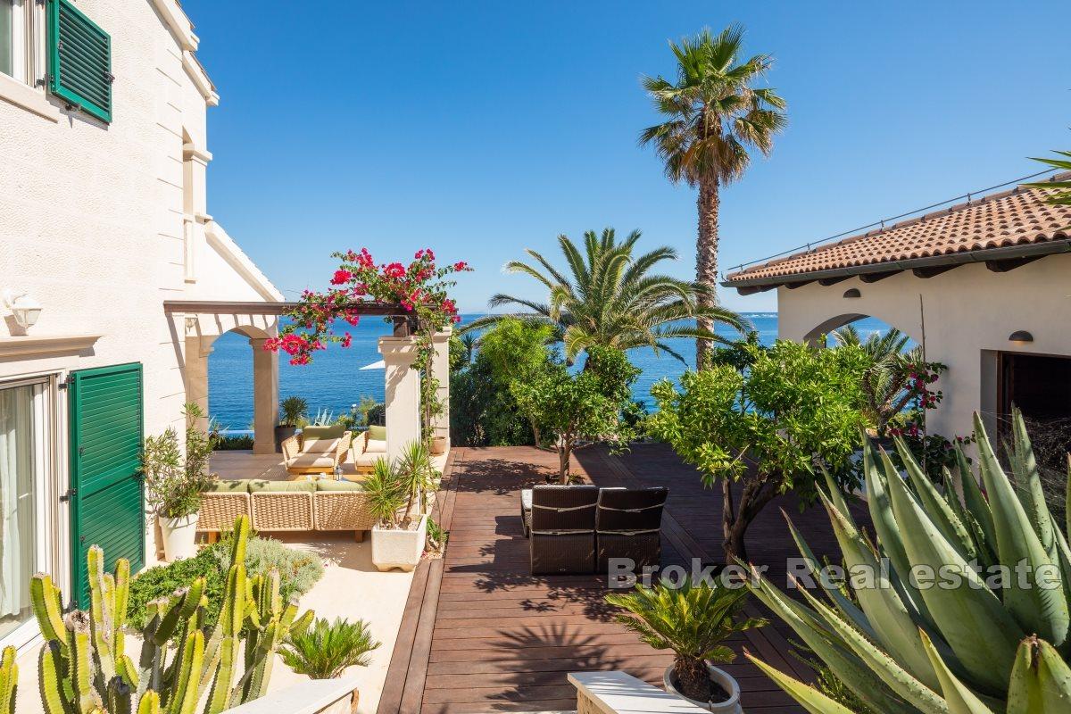 Villa al mare con piscina