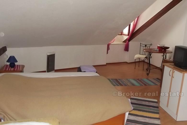 Split centrum, mieszkanie na nabrzeżu