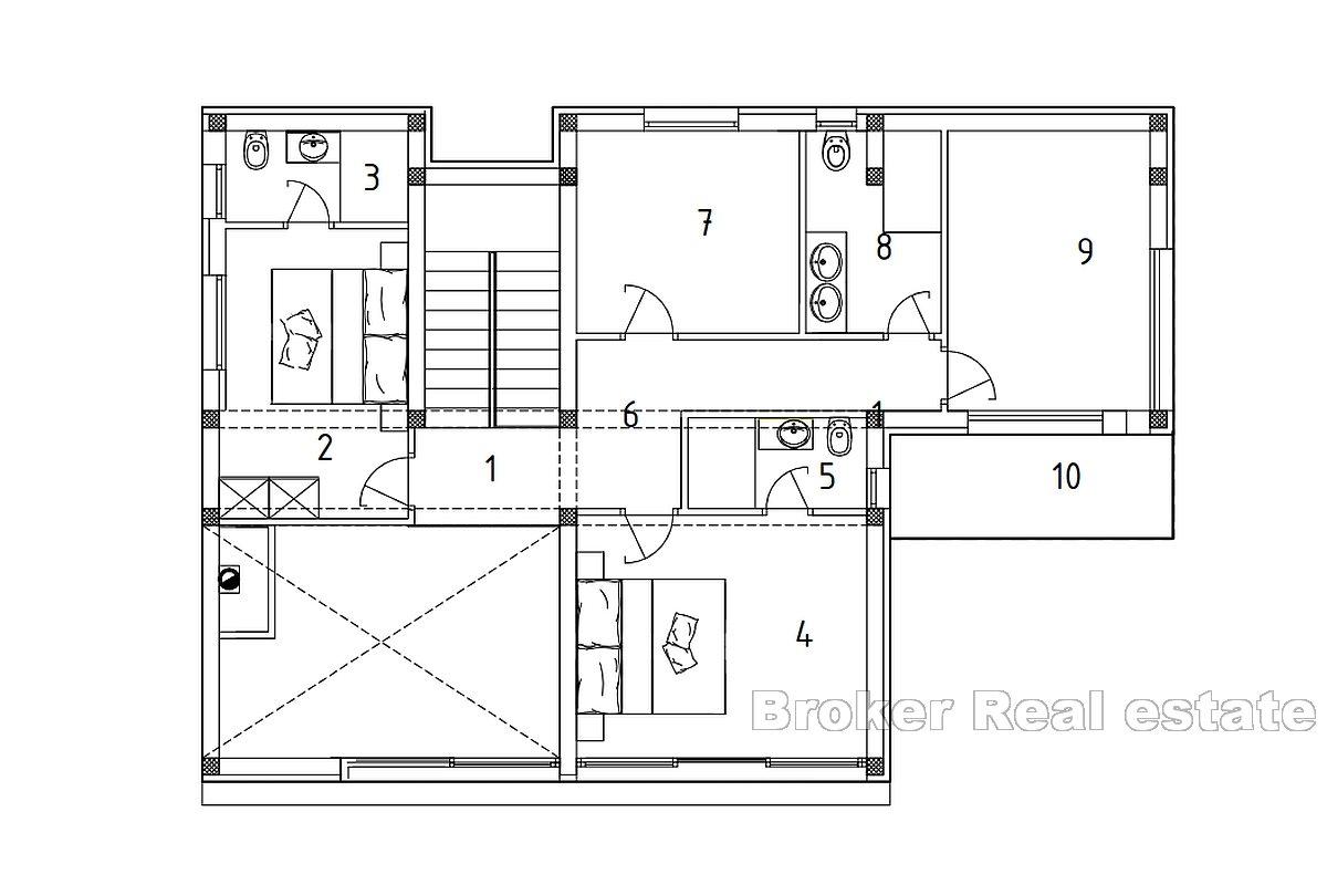 Villa med basseng og havutsikt