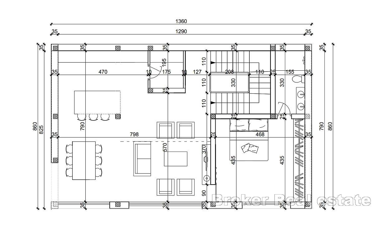 Villa mit Pool und Meerblick in Küstennähe