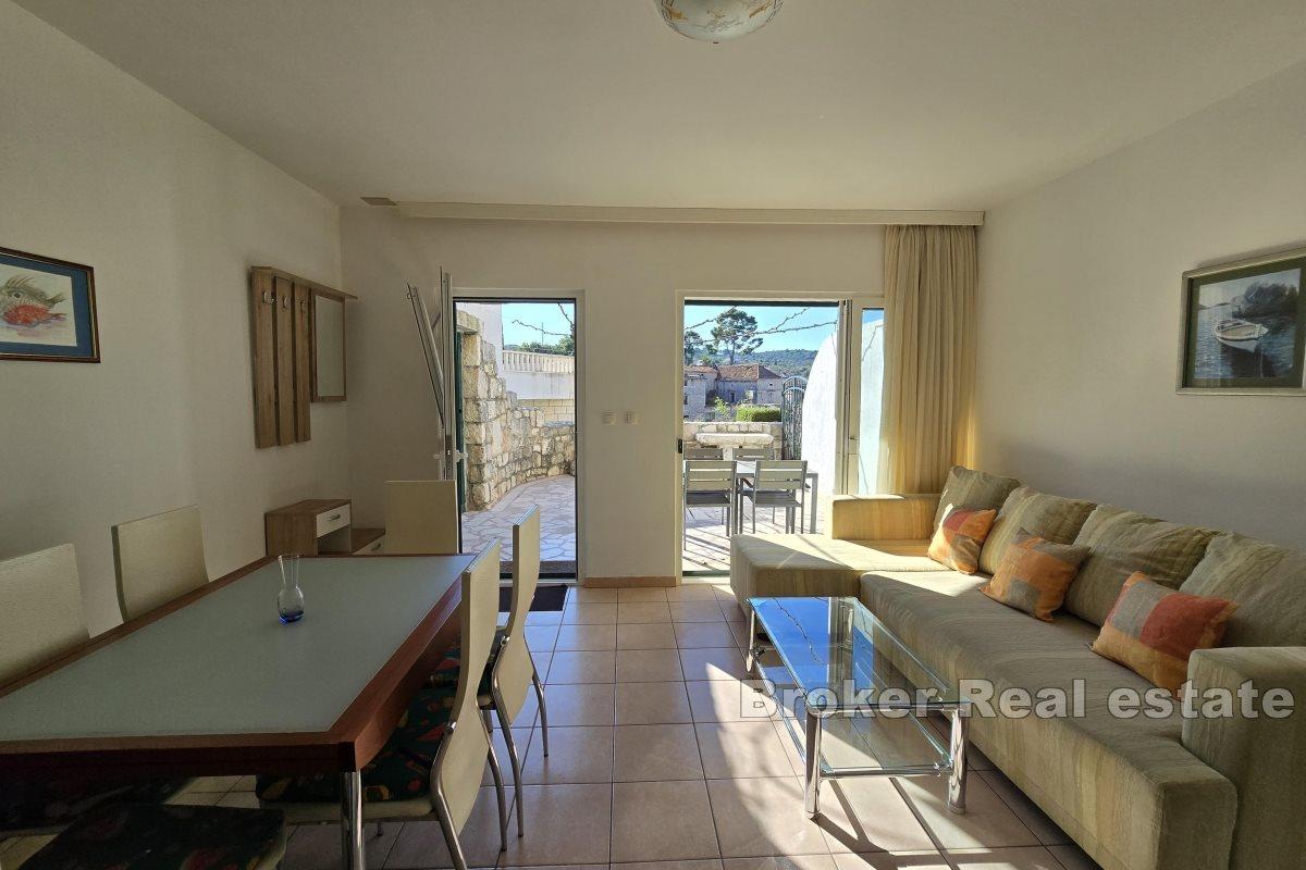 Dom w pierwszym rzędzie do morza