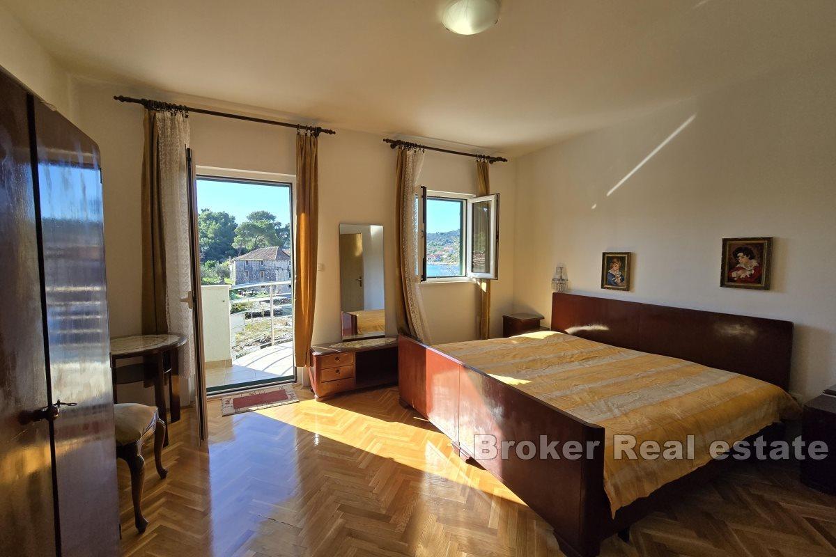 Dom w pierwszym rzędzie do morza