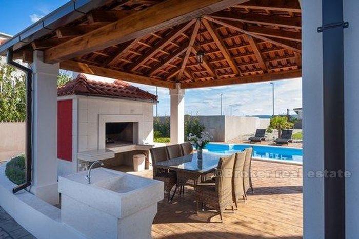 Kastela - modern, fully furnished villa