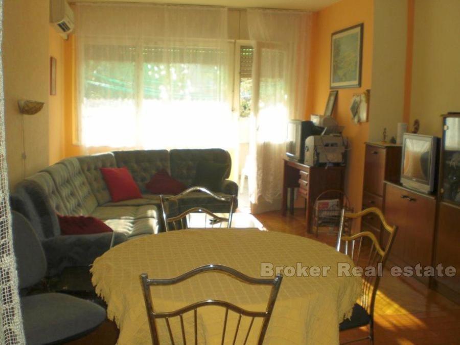 Split, Sucidar, komfortable Wohnung mit zwei Schlafzimmern