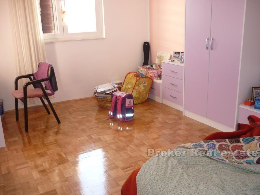 Split, Mertojak, třípokojový apartmán