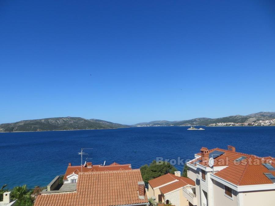 otok Čiovo, kuća s pogledom na more