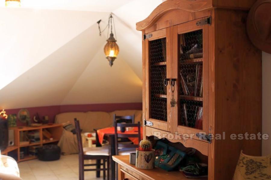 Split, Pazdigrad, to-roms leilighet