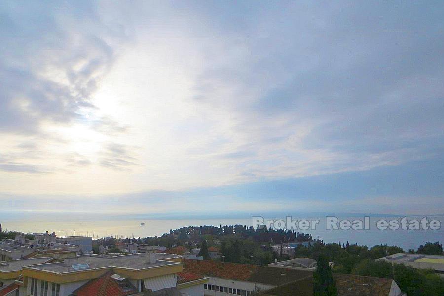 Split, Meje, appartamento con tre camere da letto