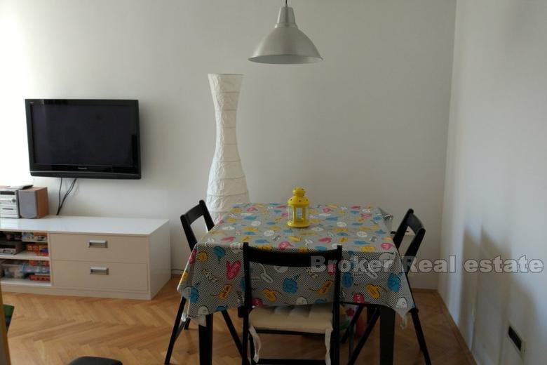 Split, Trstenik, ett-roms leilighet