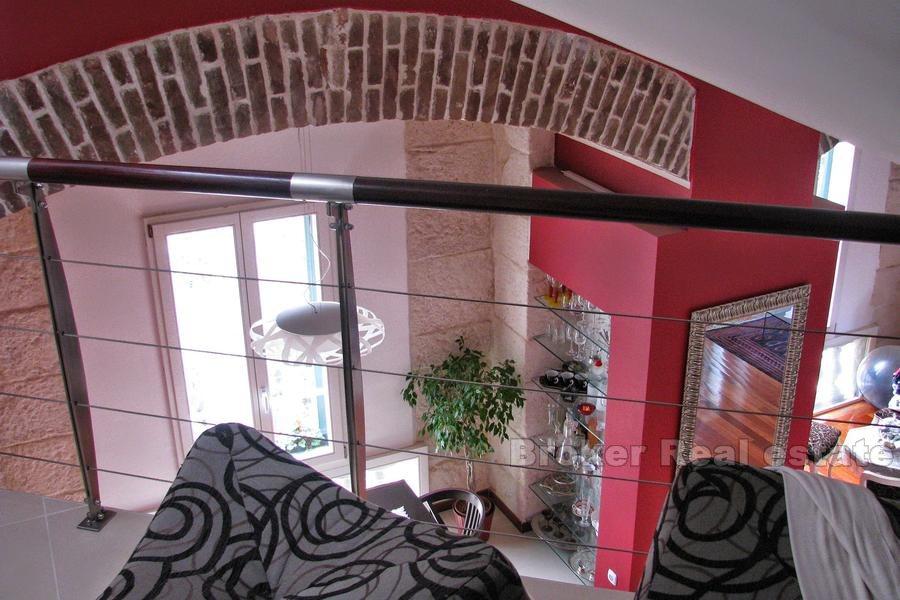 Split, Centar, stan u Dioklecijanovoj palači