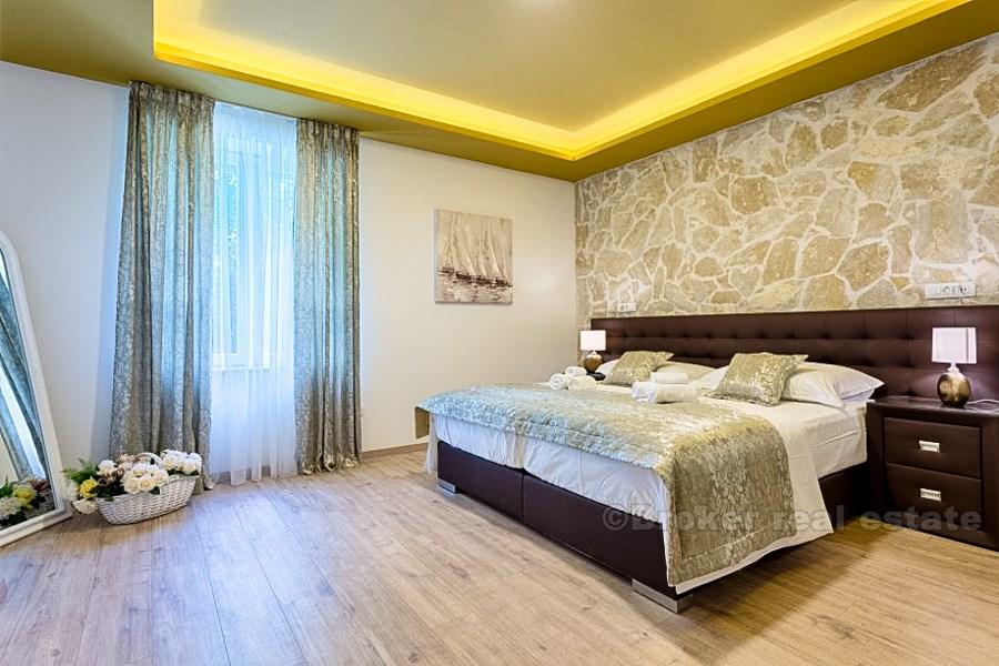 Split, Bacvice, trojizbový byt