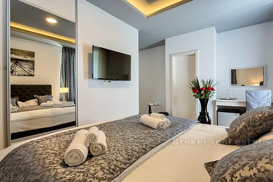 Split, Bacvice, trojizbový byt