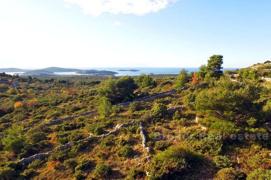 Rogoznica, building plot in a quiet location