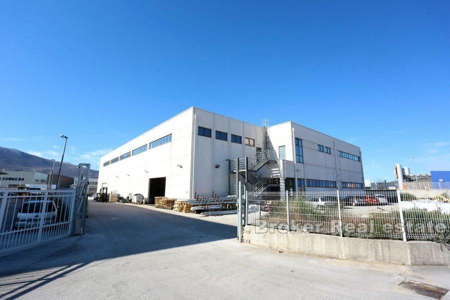 Near Split, exhibition and office building