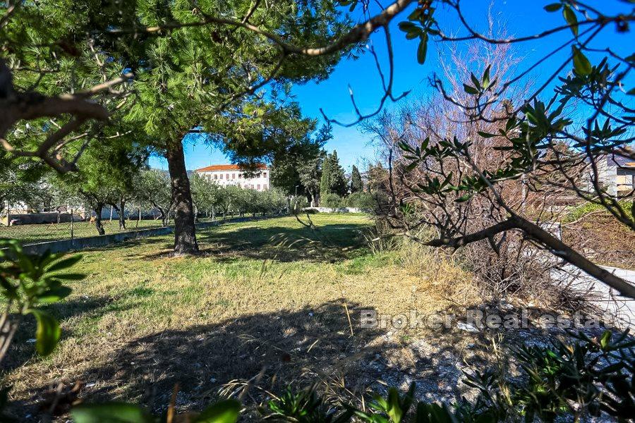 Kastela, stavební pozemek u moře a pláže