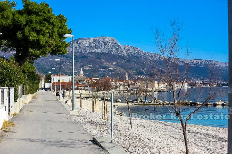 Kastela, stavební pozemek u moře a pláže