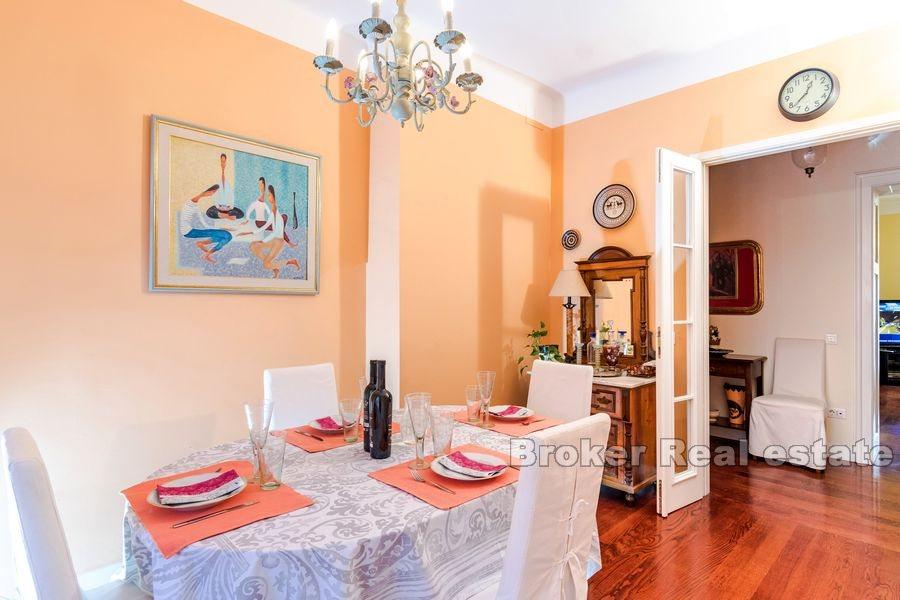 Split, Lovret, krásny apartmán s tromi spálňami