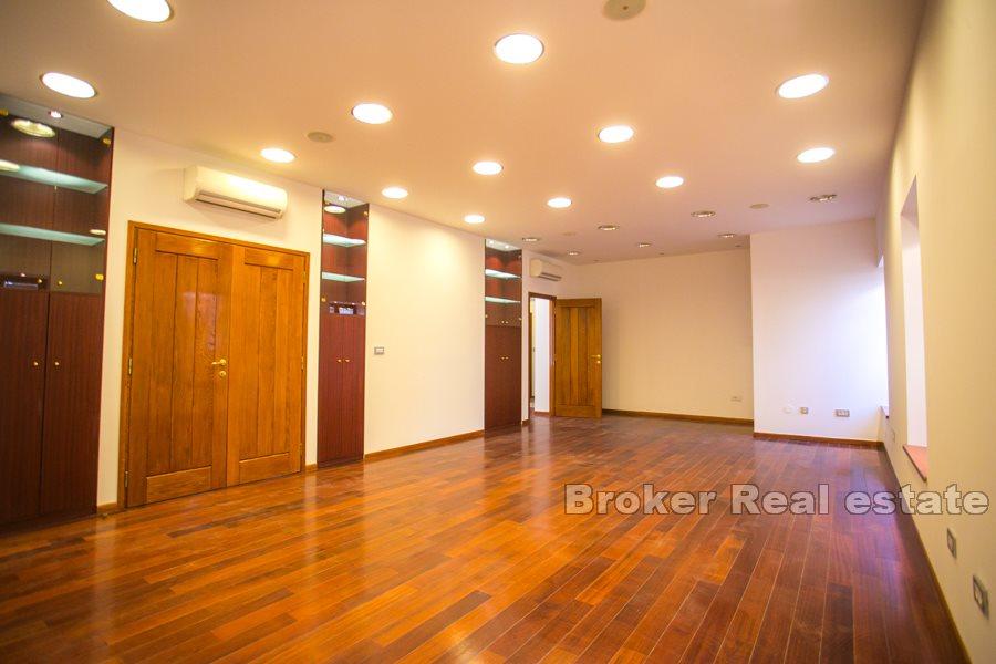 Split, Centrum, reprezentacyjna przestrzeń biurowa przy promenadzie