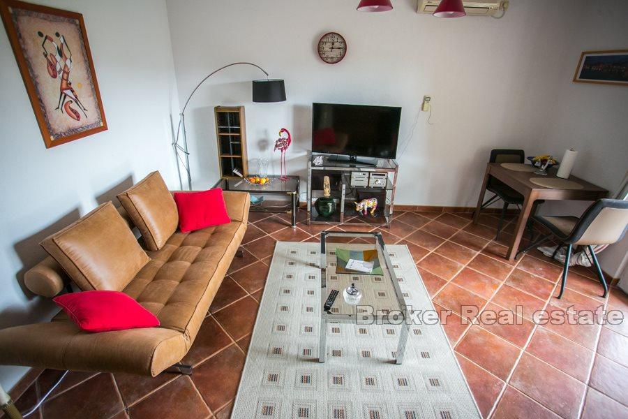 Wyspa Ciovo, apartament z dwoma sypialniami w pobliżu pięknej plaży