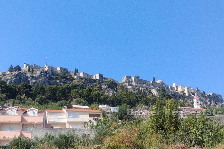 Neďaleko mesta Split sa nachádza vila s bazénom