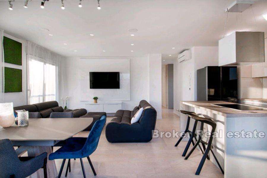 Split, modern penthouse with sea view