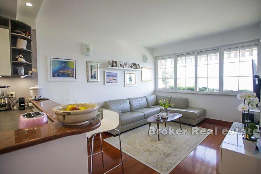 Split, Znjan, dvoupokojový apartmán, nábřeží