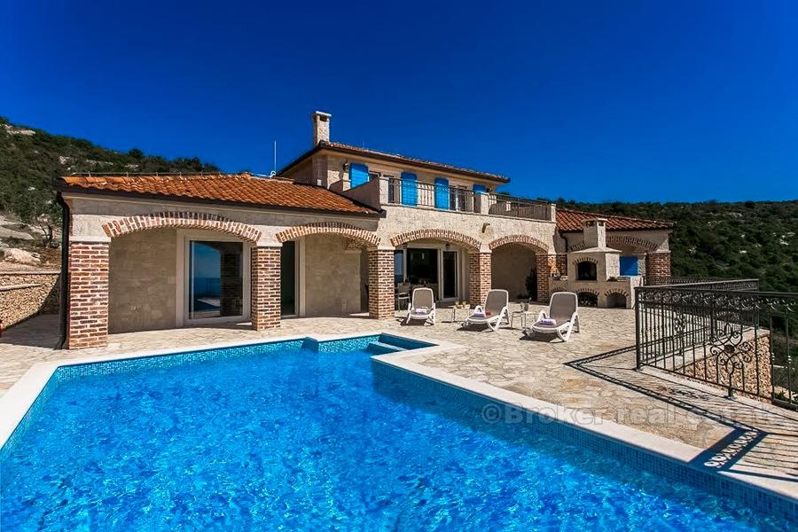Rogoznica - Villa con piscina con una splendida vista