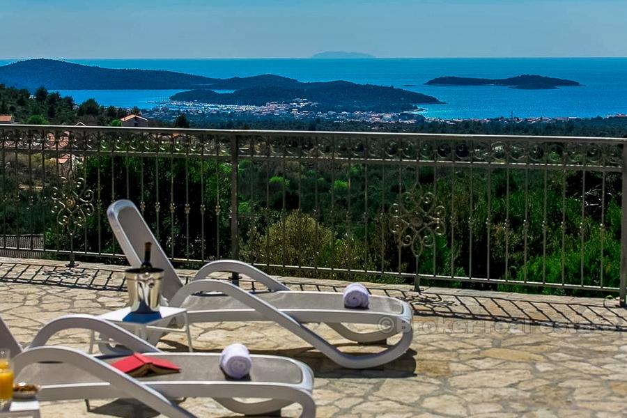 Rogoznica - Villa med basseng med flott utsikt