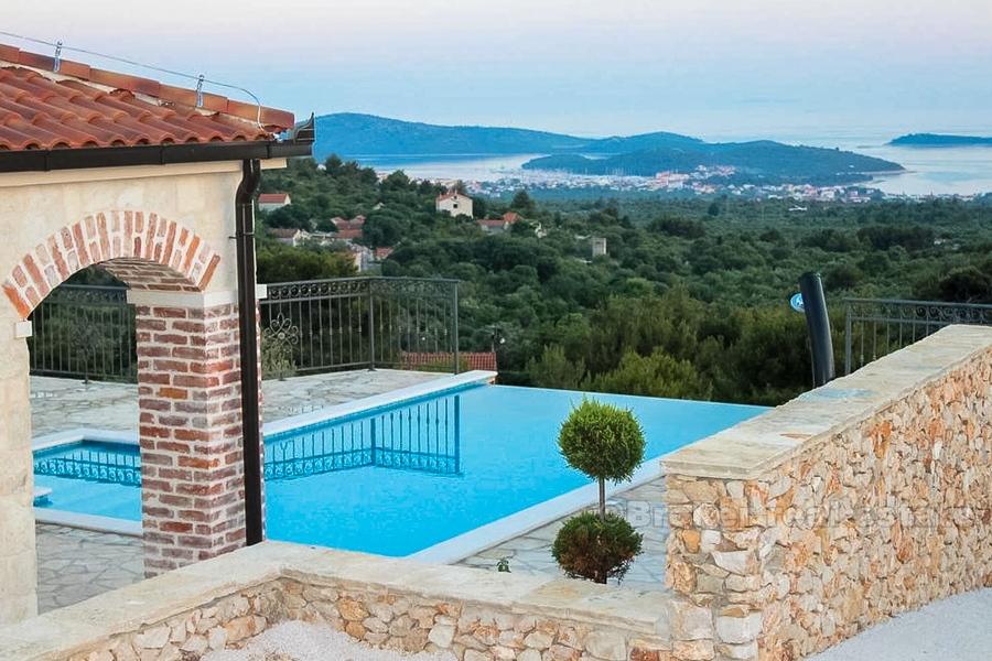 Rogoznica - Villa med basseng med flott utsikt