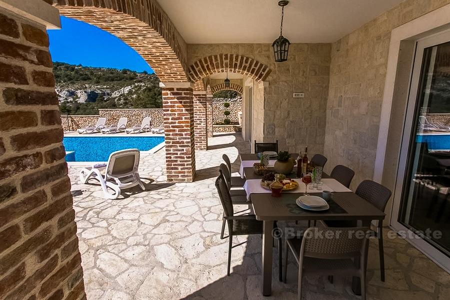 Rogoznica - Villa con piscina con una splendida vista