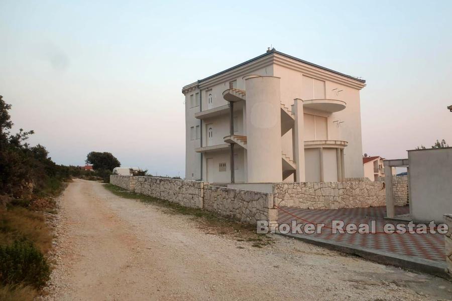 Near Rogoznica - Apartment house with pool