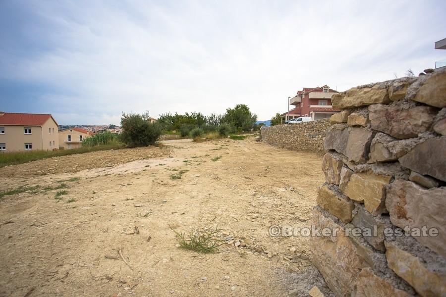 Split area - Attractive land with view