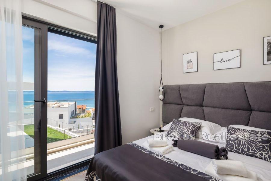 Split okolica - Vila s bazenom