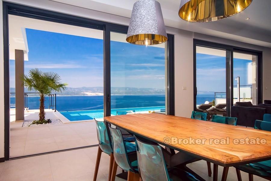 Omiš - Moderná vila s bazénom a výhľadom na more