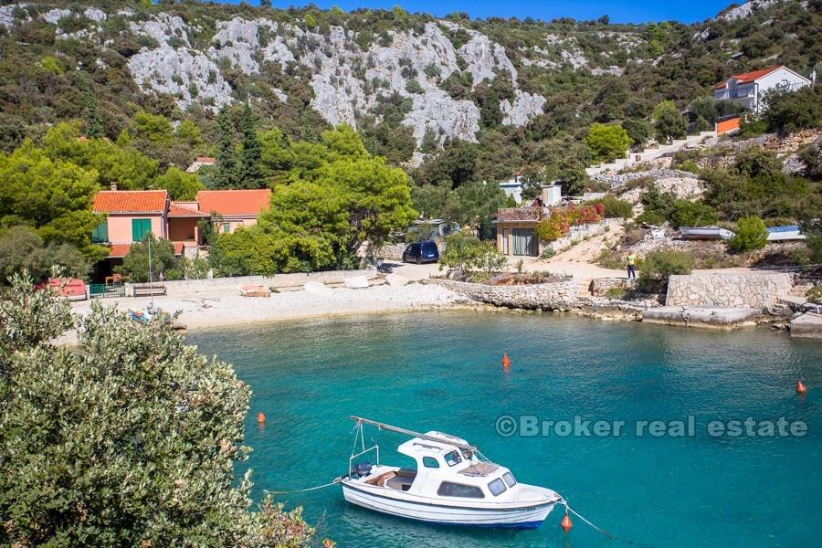 Rogoznica - Terrain constructible au bord de la mer