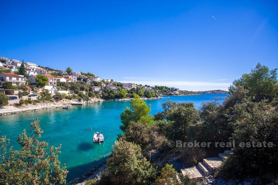 Rogoznica - Terrain constructible au bord de la mer