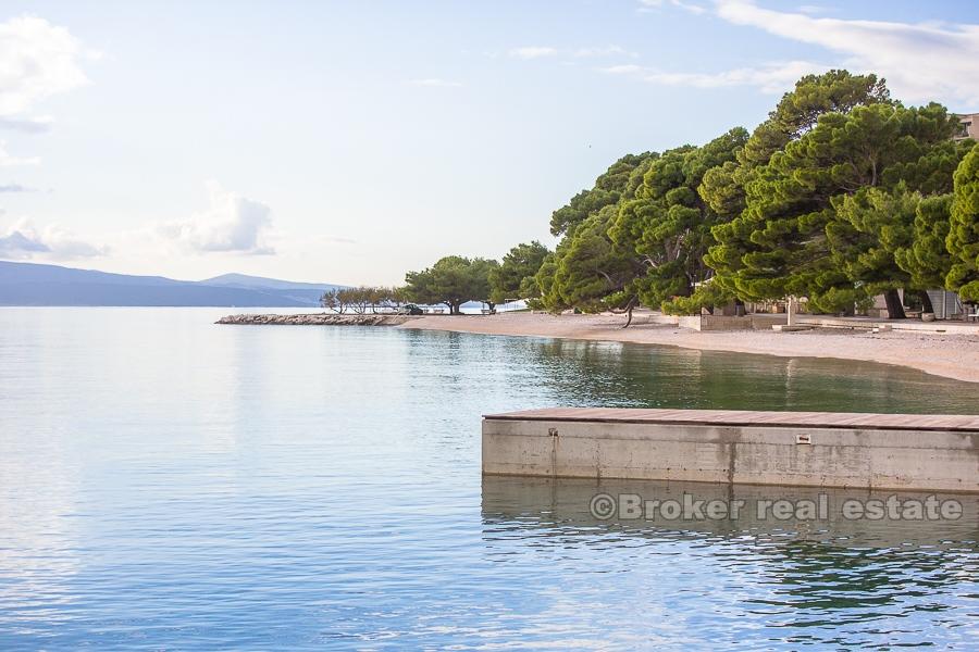 Makarska - Apartament z dwiema sypialniami i częściowym widokiem na morze