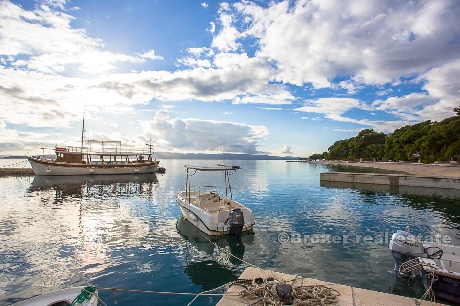 Makarska - Apartament z dwiema sypialniami i częściowym widokiem na morze