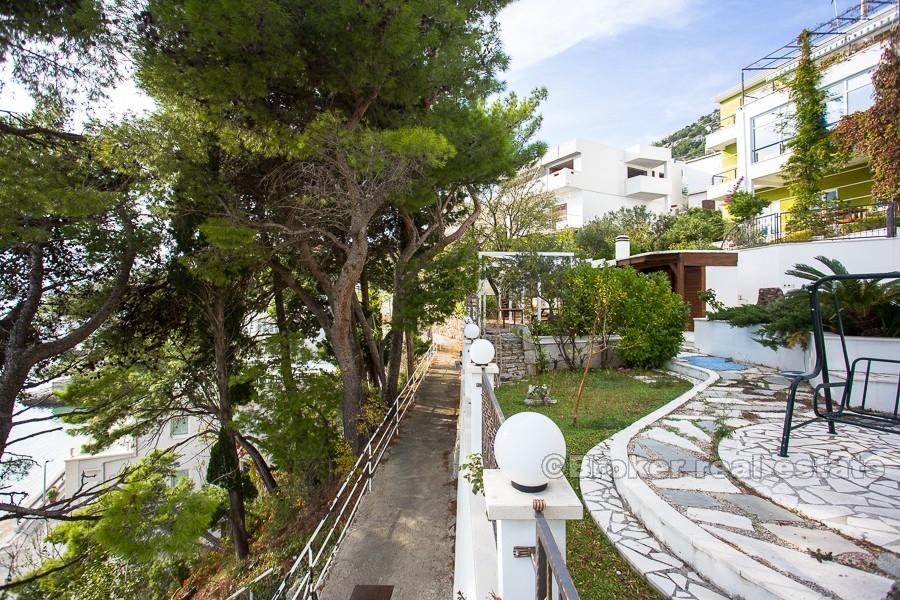 Omiš - Moderná vila s výhľadom na more