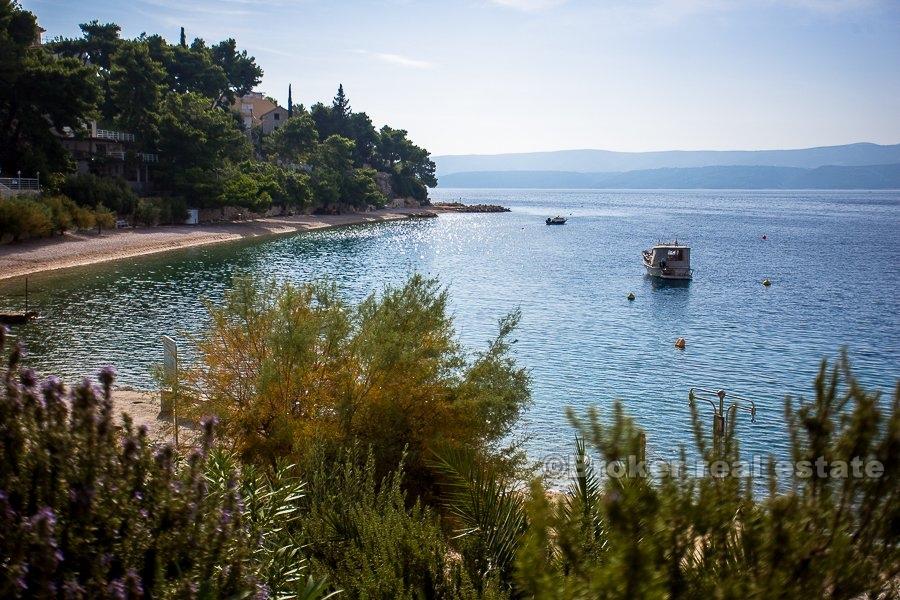 Omis Riviera, Baugrundstück mit schönem Meerblick